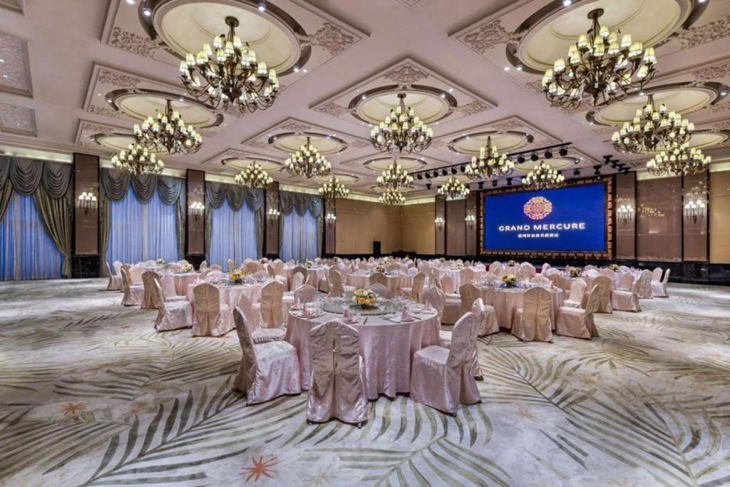 Haoyikang Hotel Hujcsou Kültér fotó